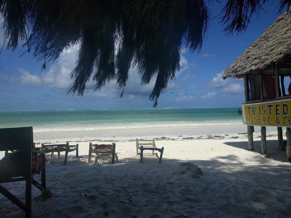 Twisted Palms Lodge & Restaurant Bwejuu Kültér fotó