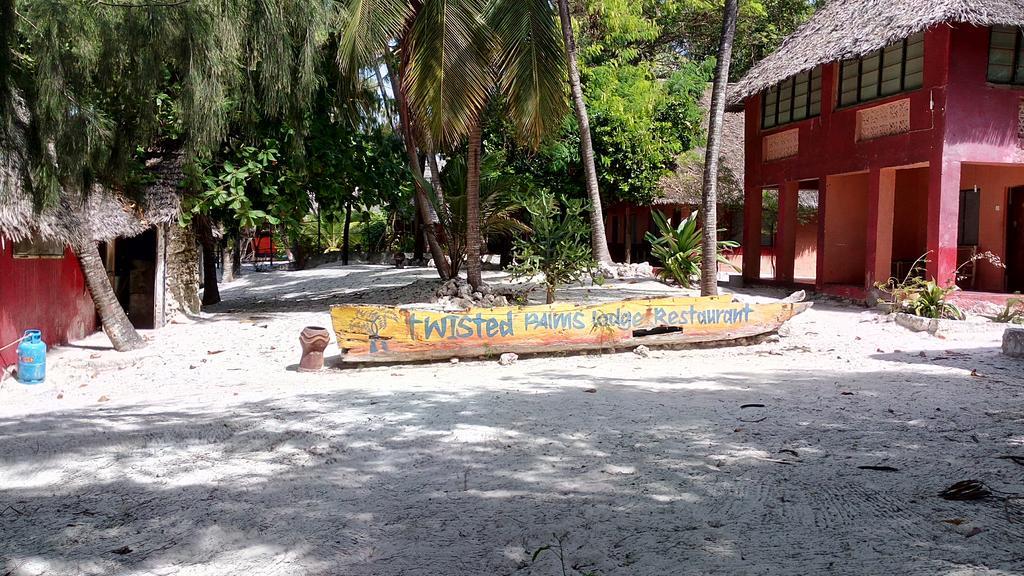 Twisted Palms Lodge & Restaurant Bwejuu Kültér fotó